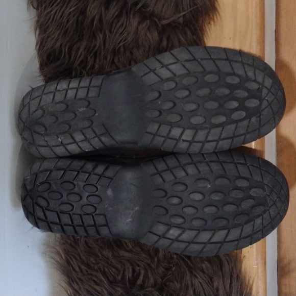 Boots - Picture 4 of 4